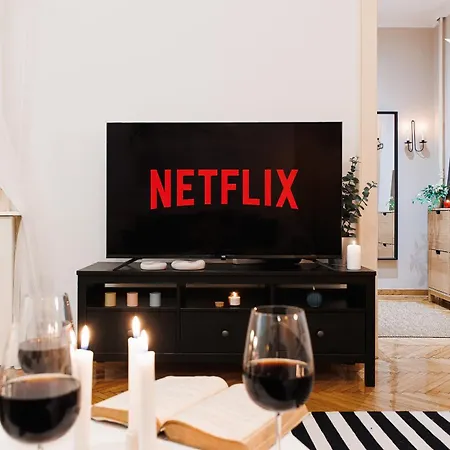 Musical Shelter With Balcony 2min To Republic Square * Belgrado